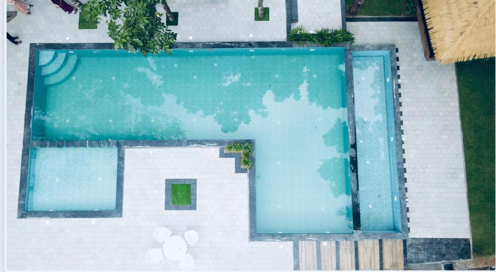 Athirapilly On The Rocks Hotel Athirappilly Ngoại thất bức ảnh